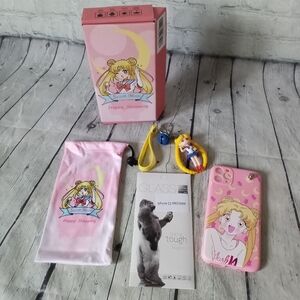 NIB Baby Fun Sailor Moon iPhone 11 Pro Max phone case & Keychain